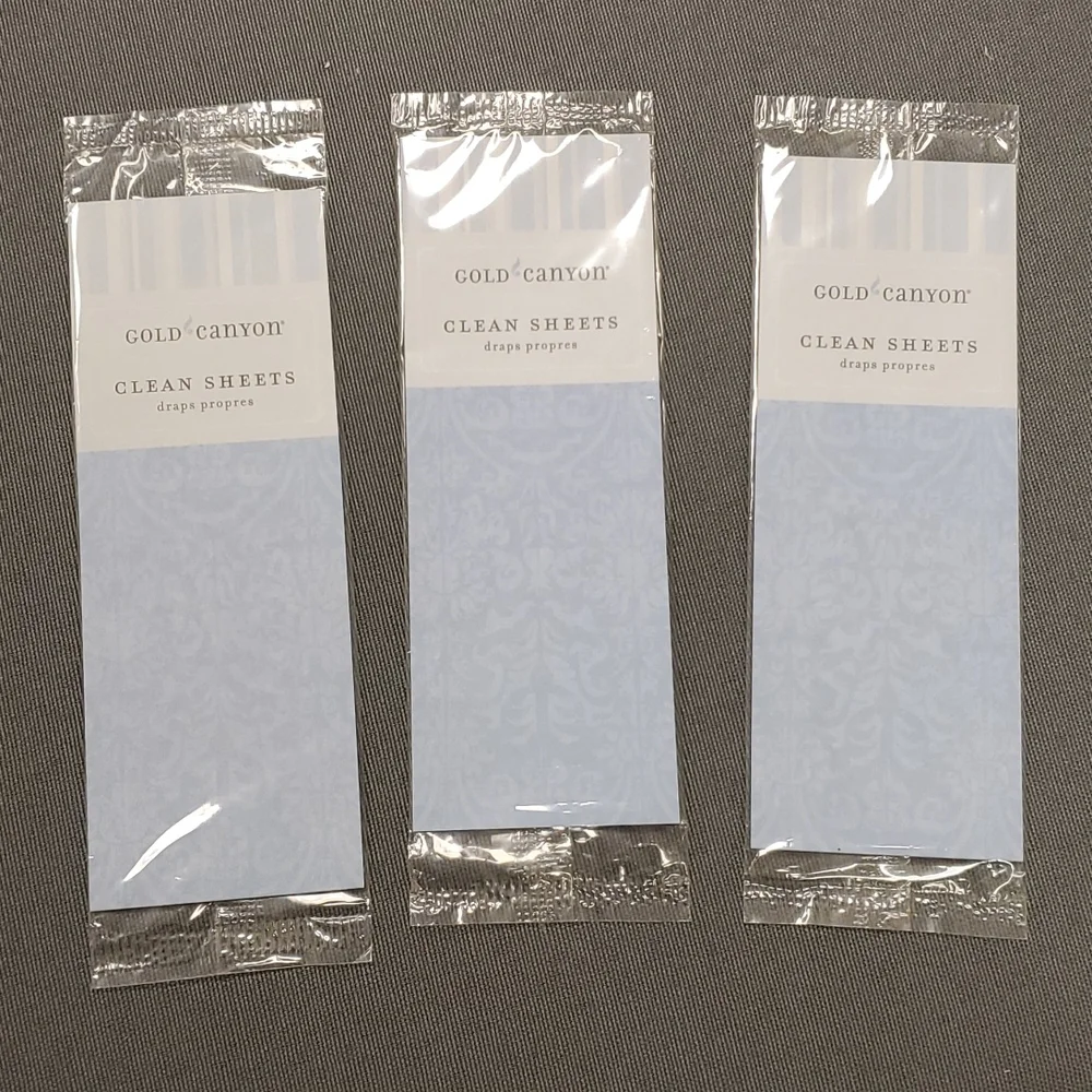 CLEAN SHEETS scented bookmark, set of 3 from Gold‎ Canyon